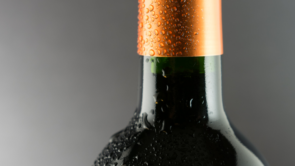 bouteille de vin rouge fraiche